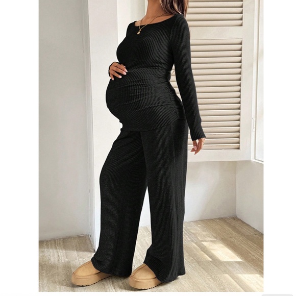 Maternity Wide Scoop Neck Ribbed Long Sleeve Top Wide Leg Pants Set - Picture 9 of 14